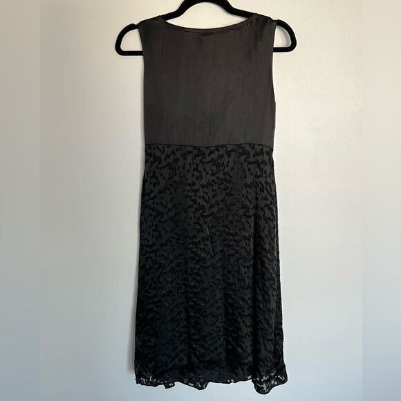 NWT Gorgeous silk Mimi Maternity dress with flocked velour skirt - Picture 2 of 5